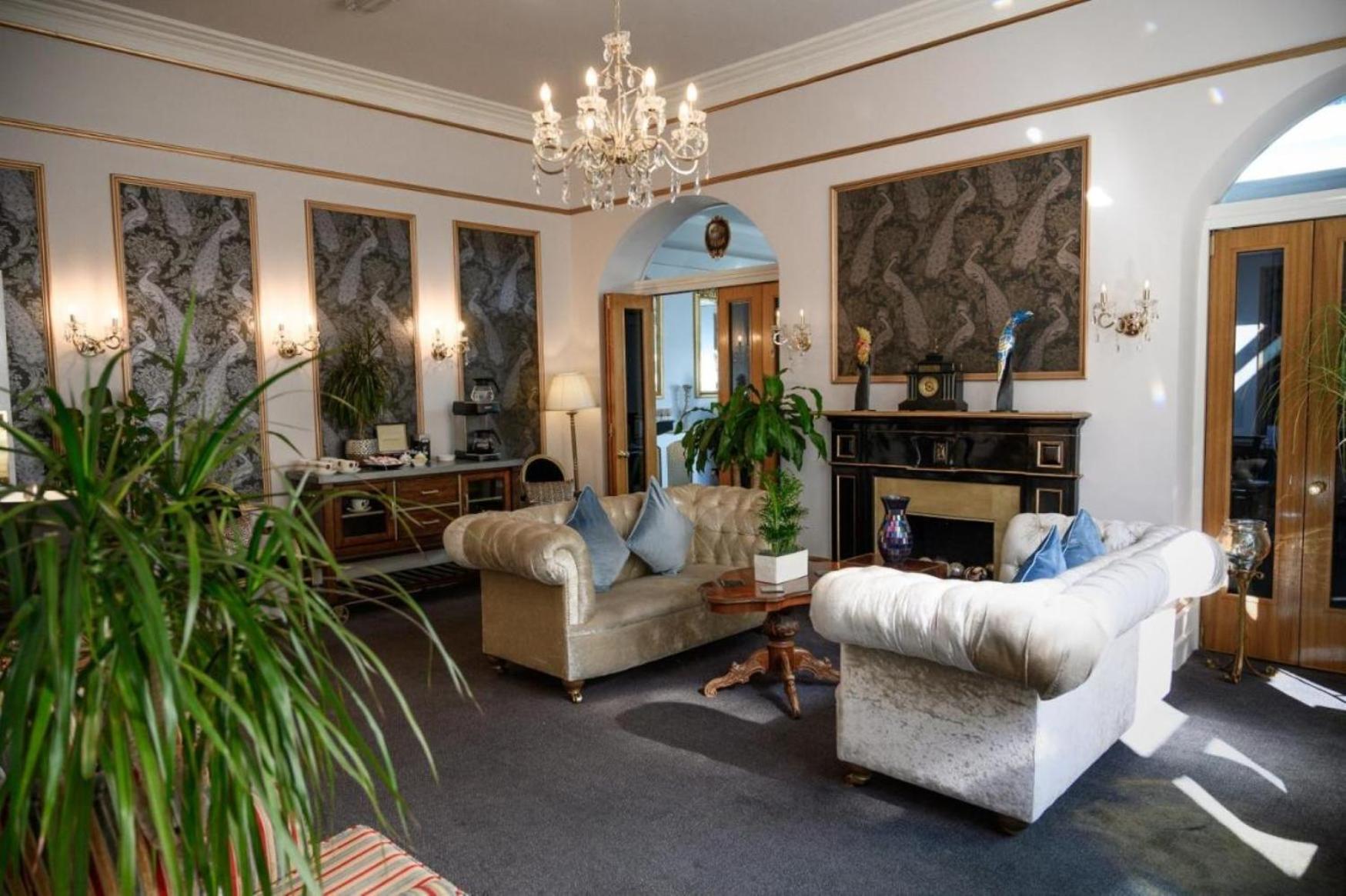 Derby Manor 4*