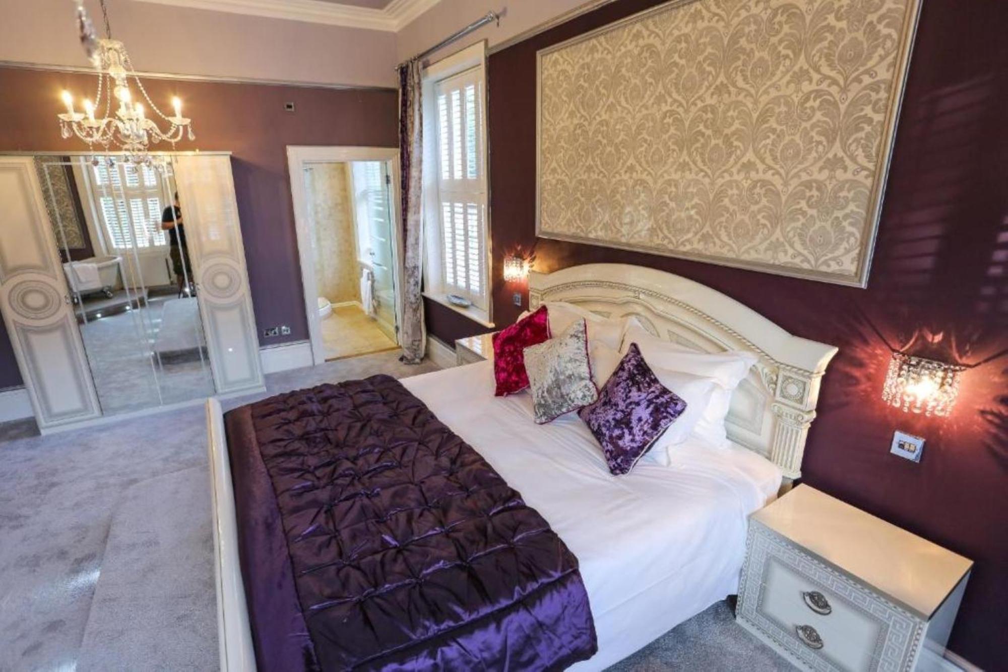 Derby Manor Bed & Breakfast