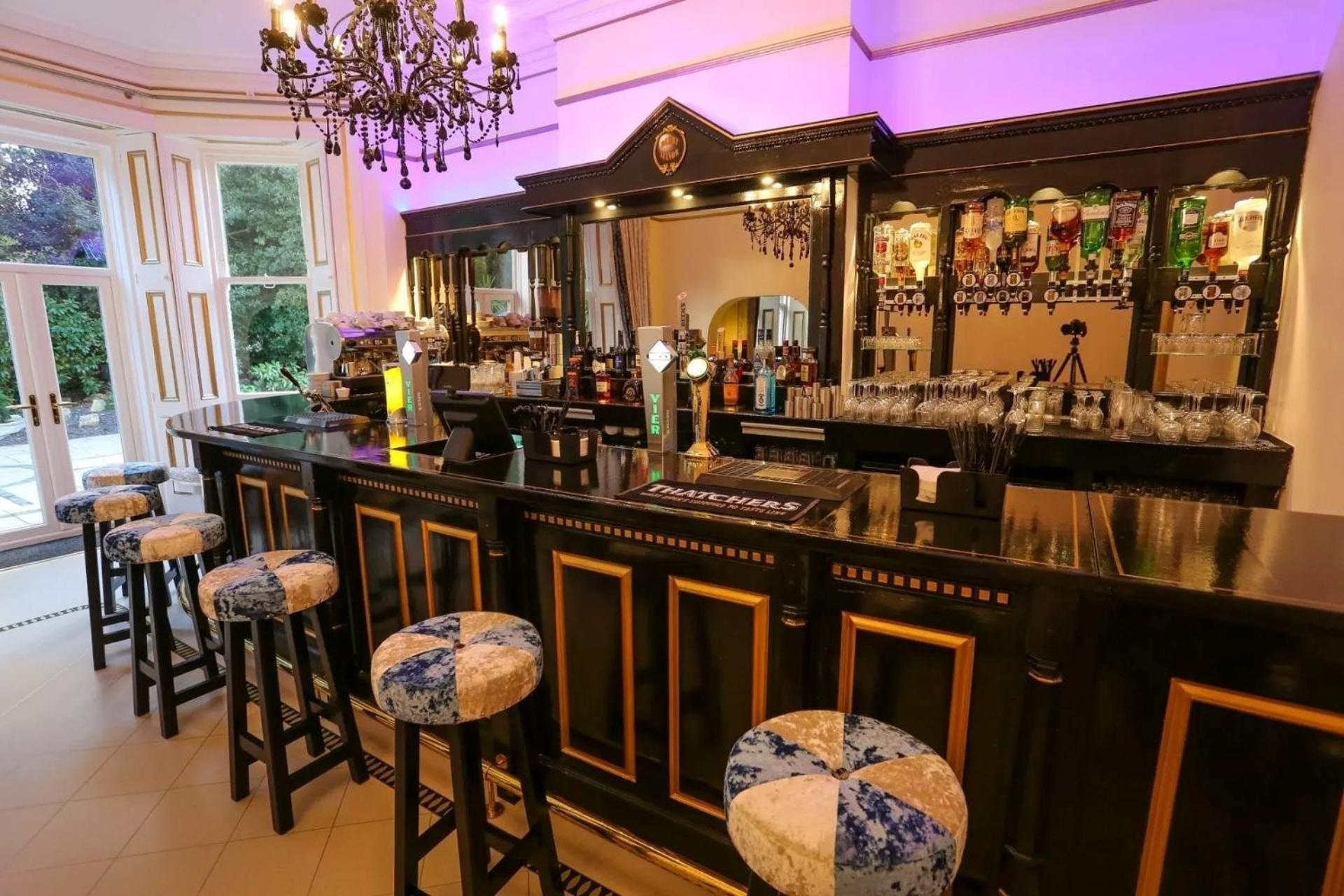 Derby Manor Bed & Breakfast