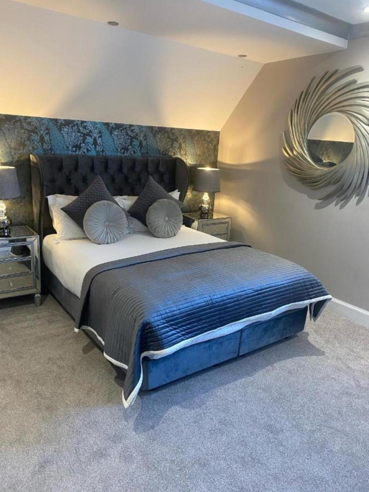 Derby Manor Bed & Breakfast