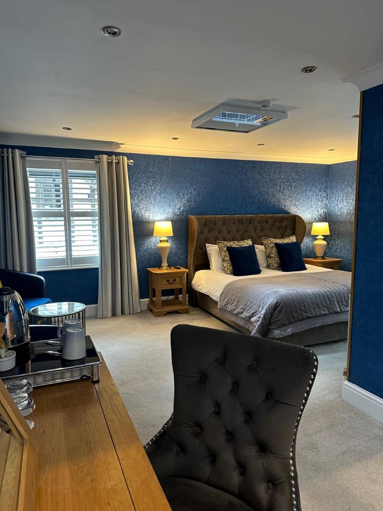 Bed & Breakfast Derby Manor 4*