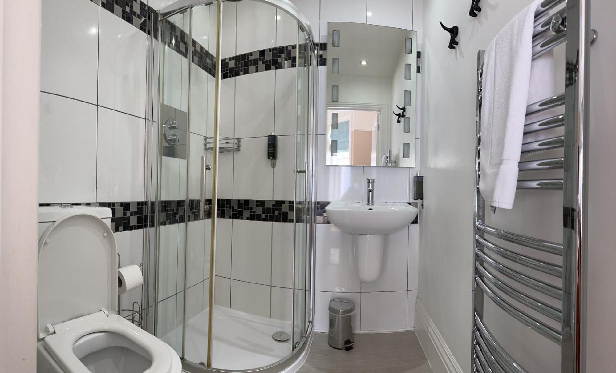 Alum Chine House Aparthotel 3*