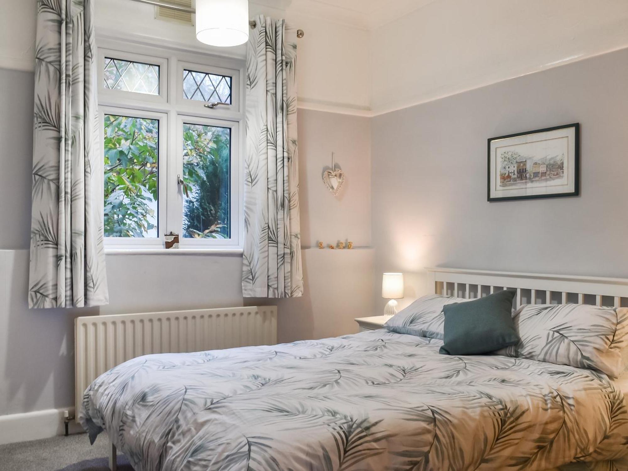 Flat 2, Langtry
