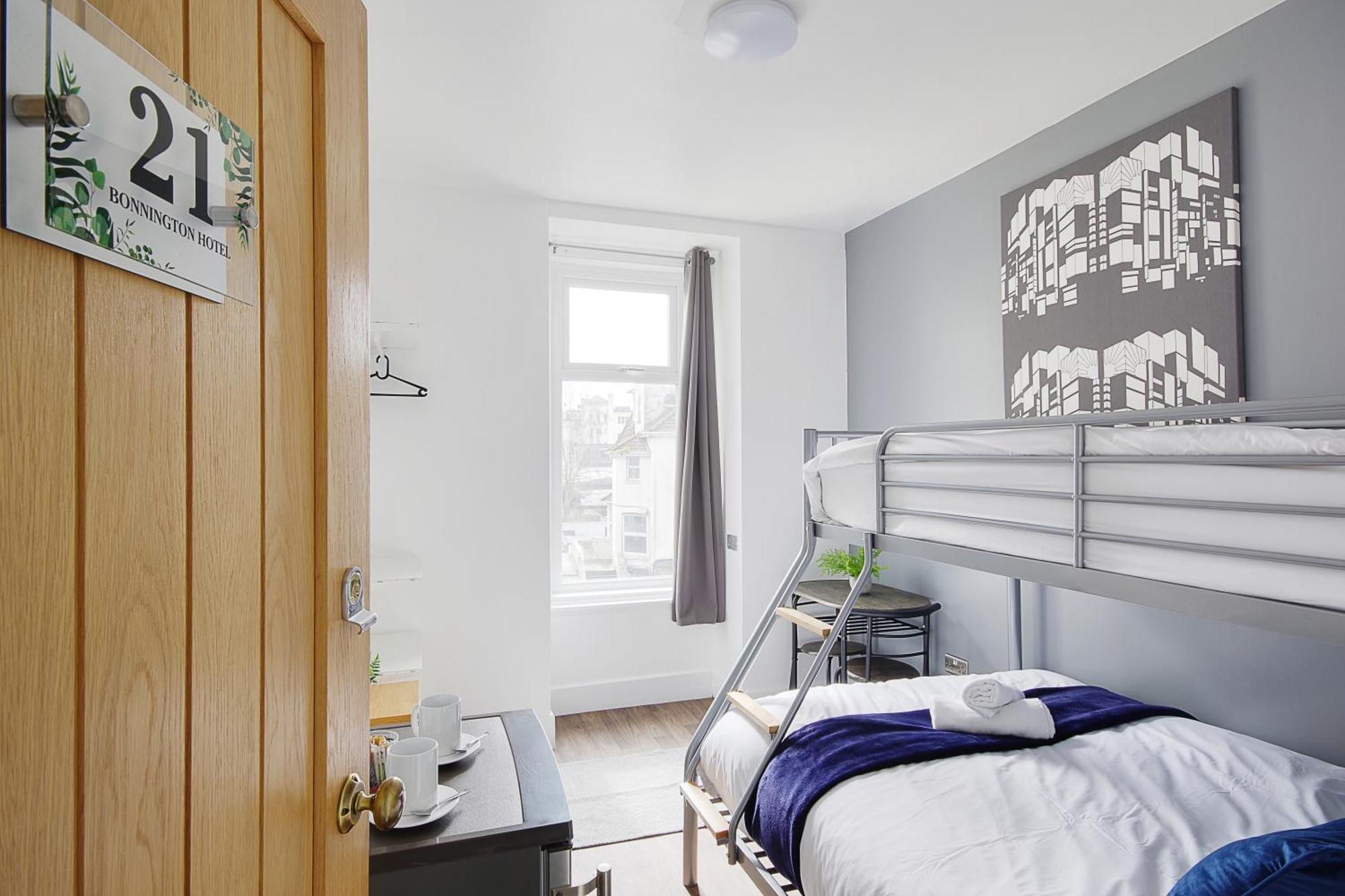 Azure Beach 3* Bournemouth