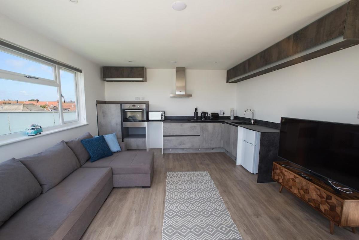 Surfside Penthouse Apartment
