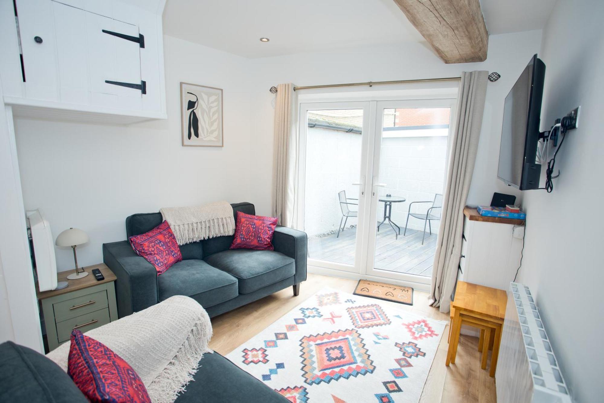 2 Bed House Free Parking 1km From The * Bournemouth