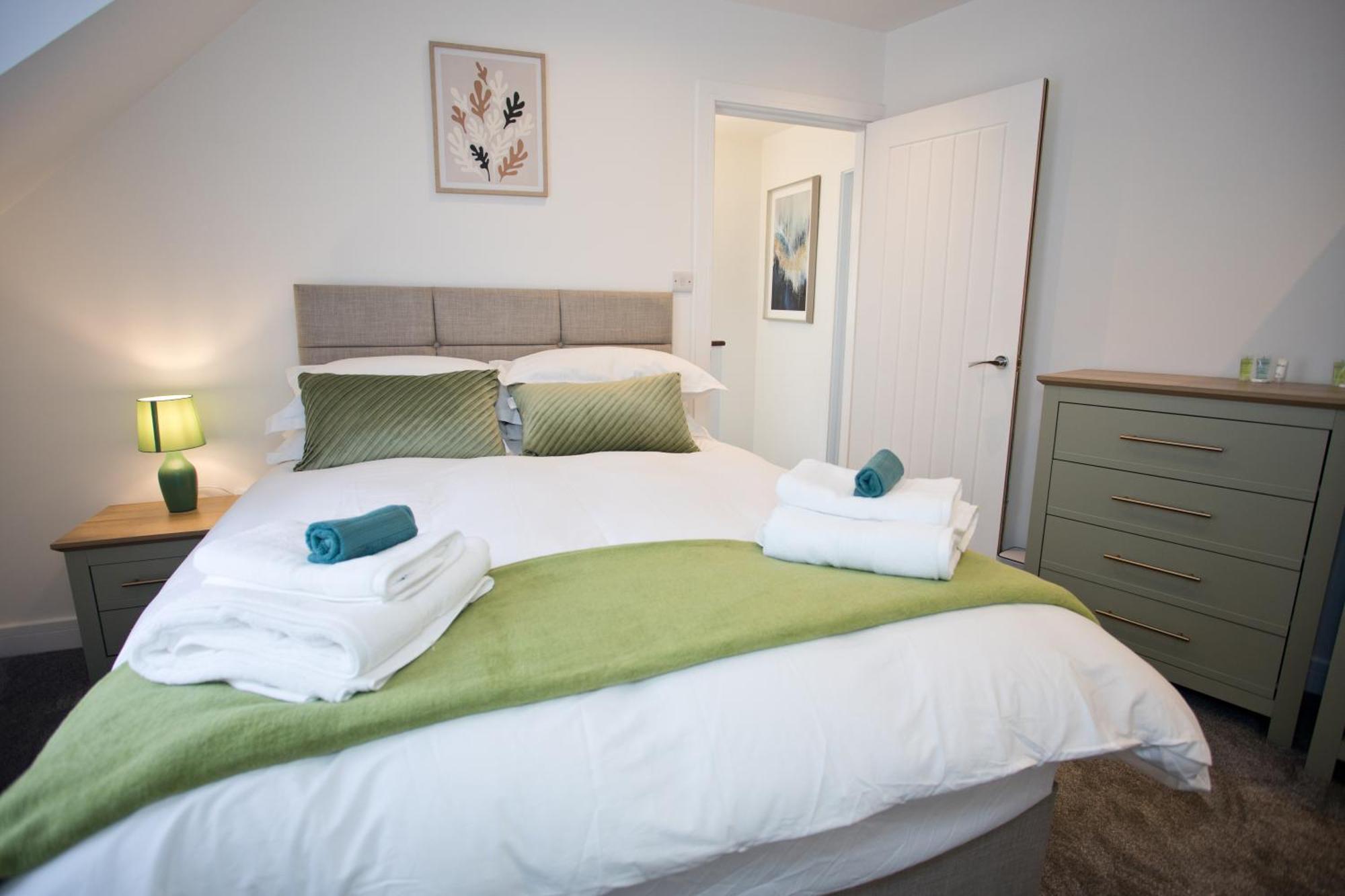 2 Bed House Free Parking 1km From The * Bournemouth