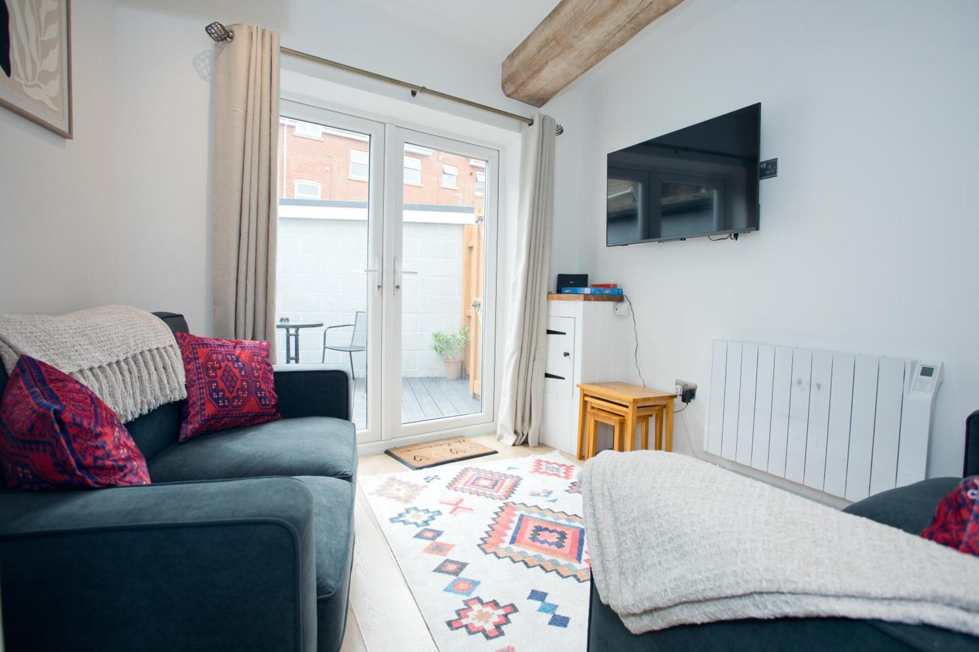 2 Bed House Free Parking 1km From The * Bournemouth