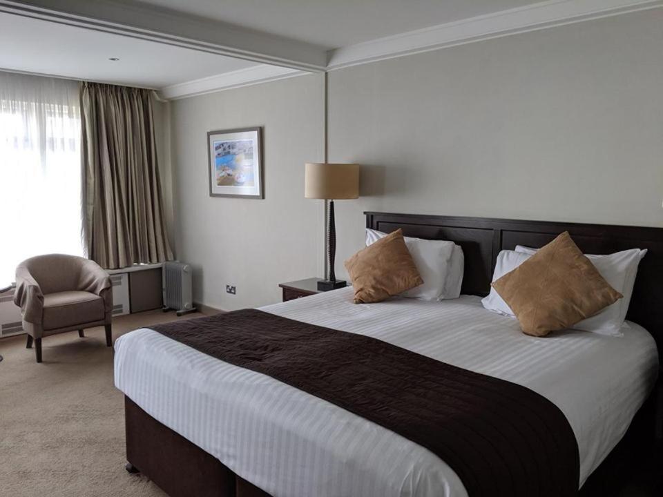 Carlton Club East Overcliff Apartment Bournemouth