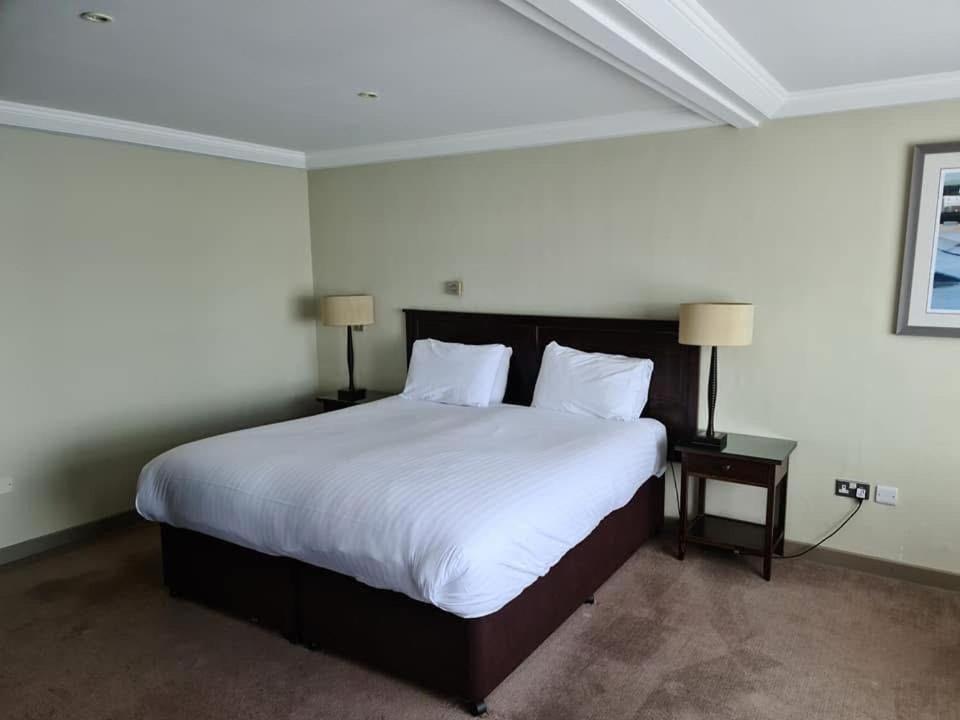 Apartment Carlton Club East Overcliff