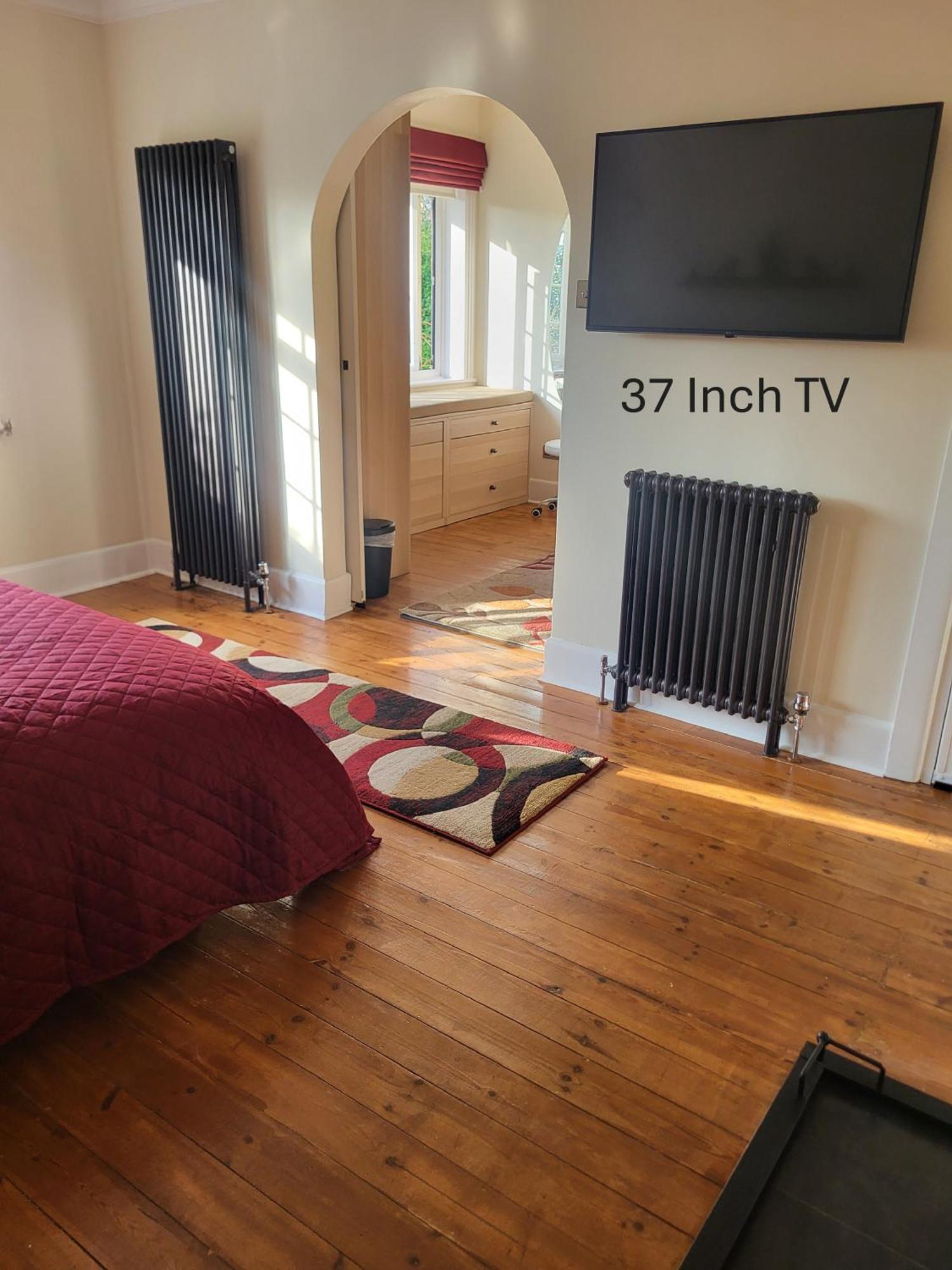 Little Robin Gate - Free Parking - - 10 Min Walk To Train Station *