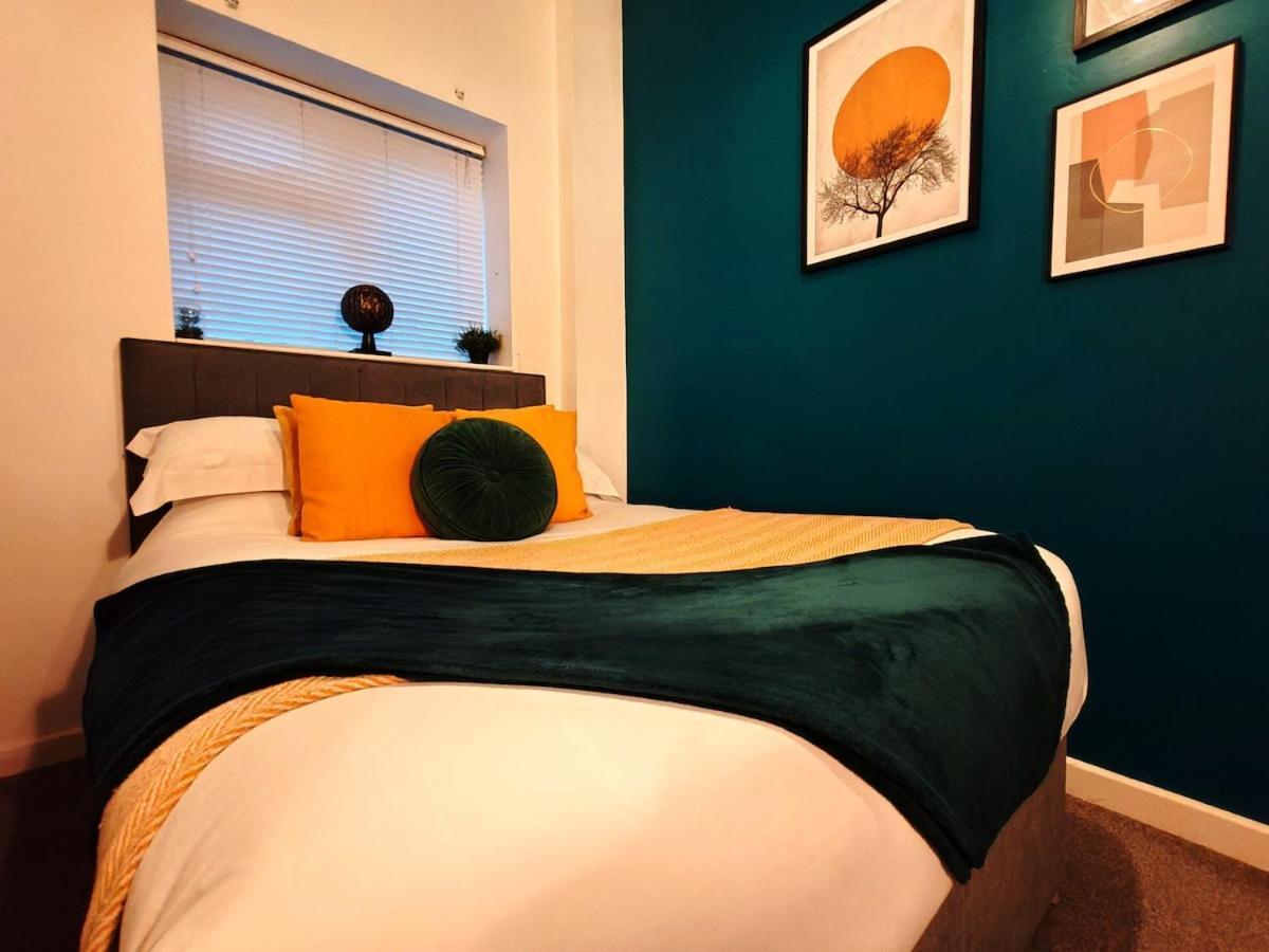 Bright And Stylish 2 Bedroom Town Centre Sleeps 5 Free Parking * Bournemouth