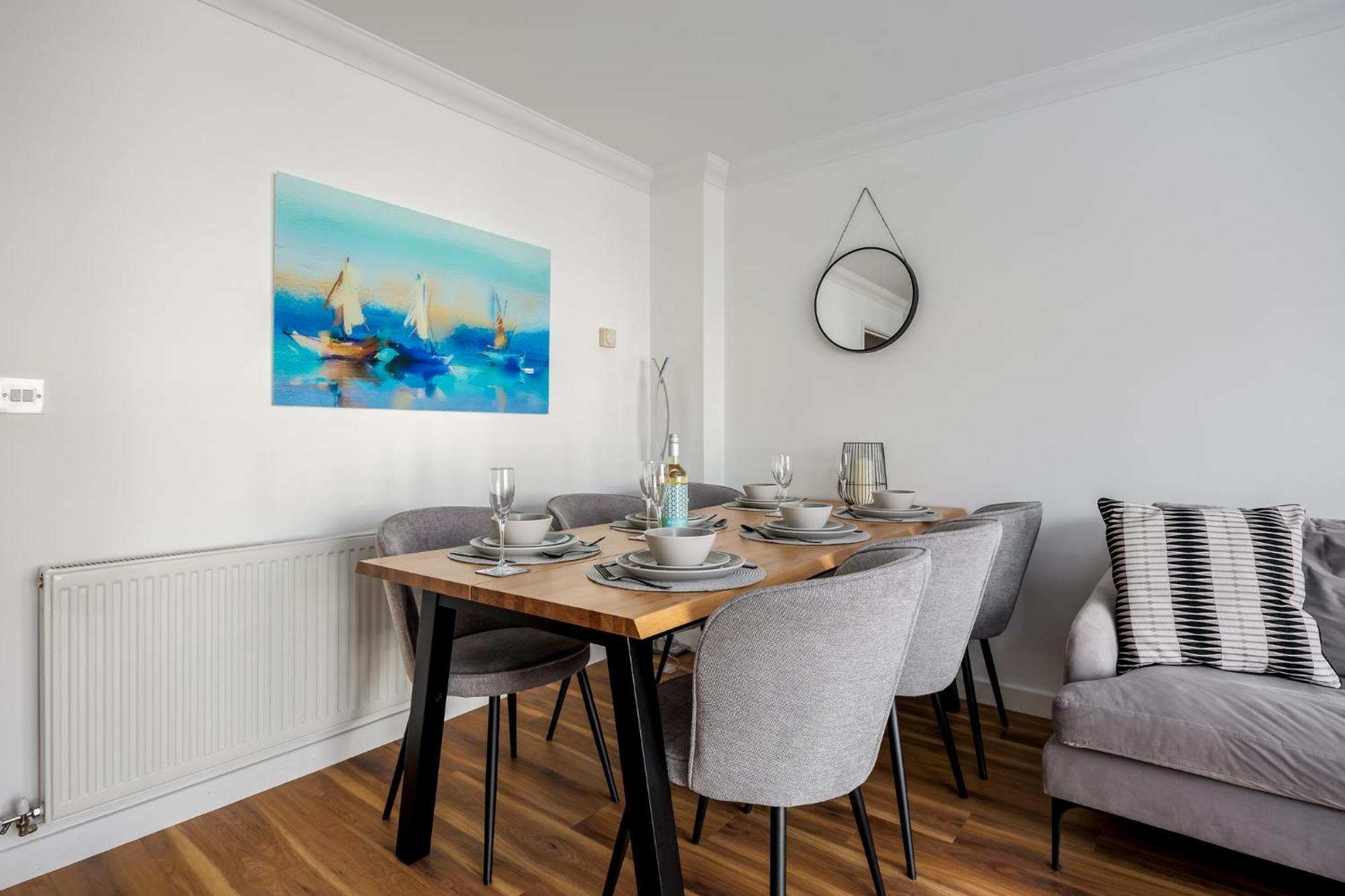 Holiday home Oasis- Short Drive To *