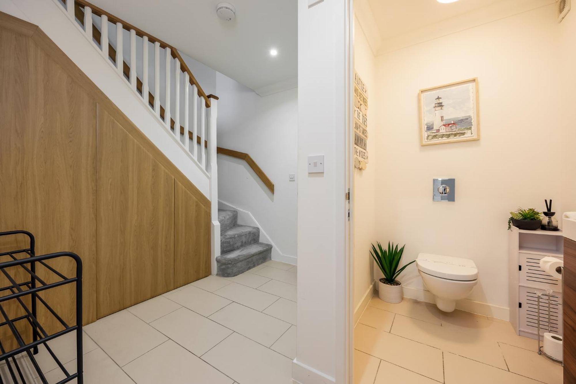 Holiday home Oasis- Short Drive To