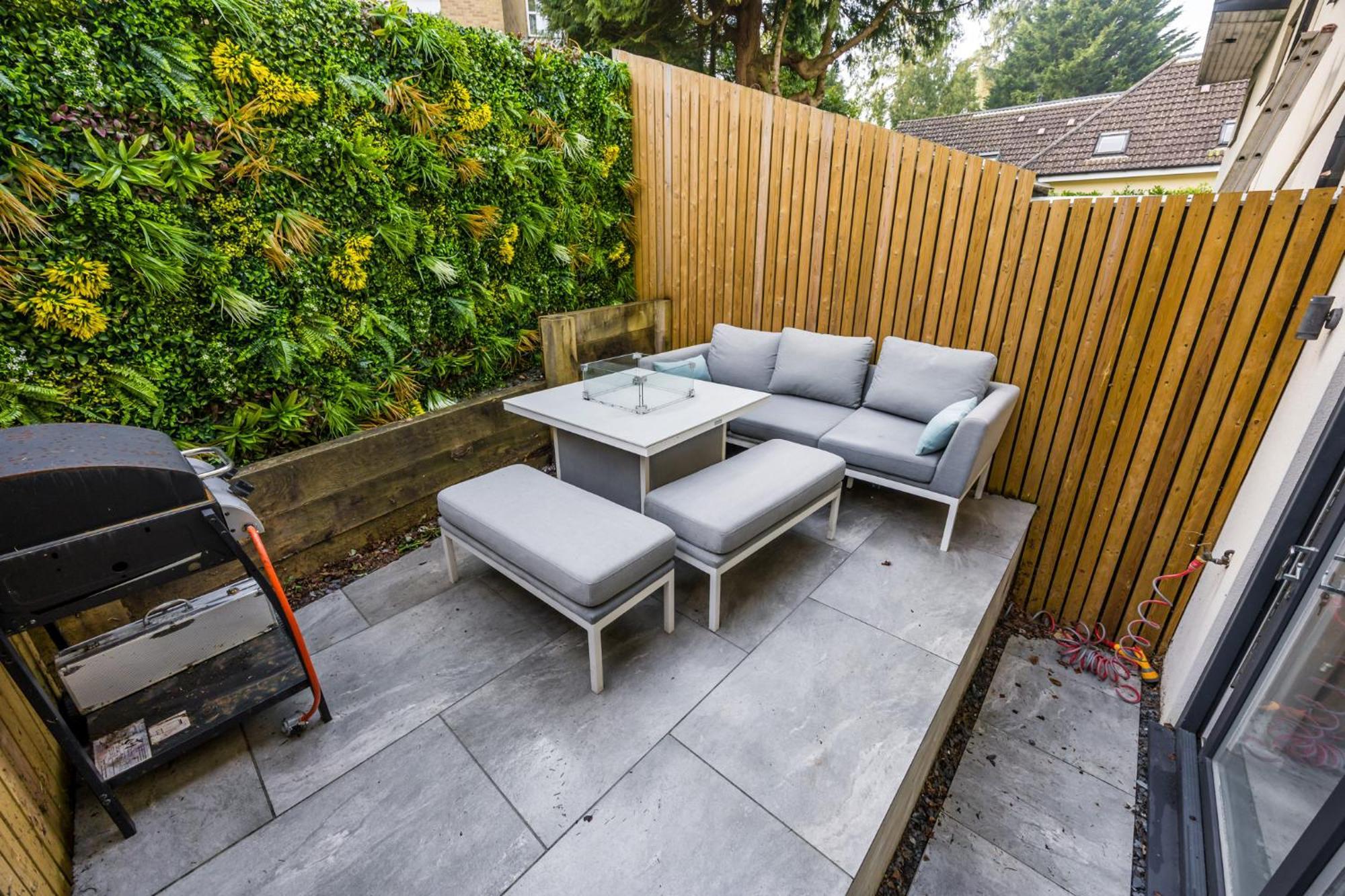Holiday home Oasis- Short Drive To *