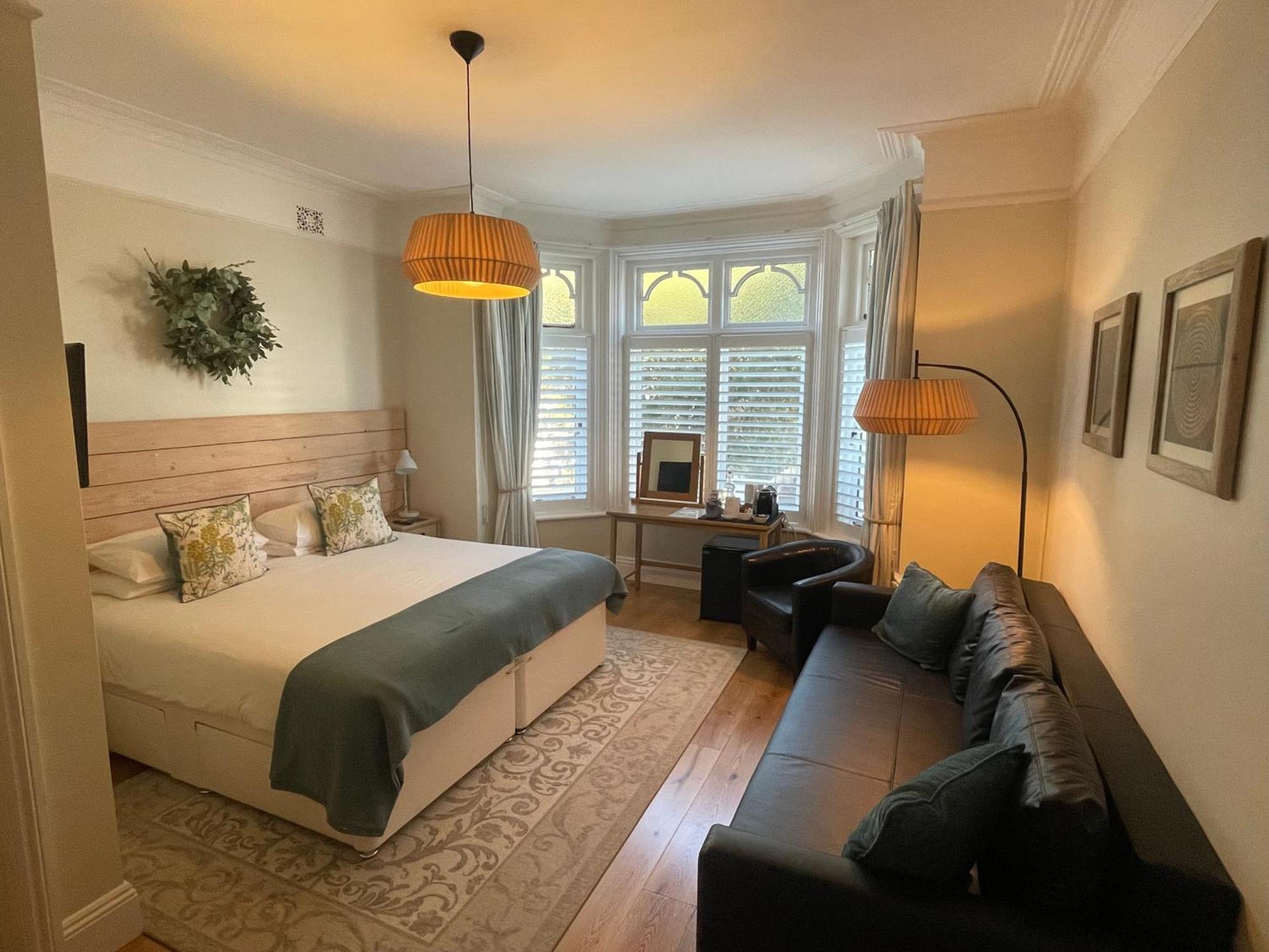 Beach Lodge * Bournemouth