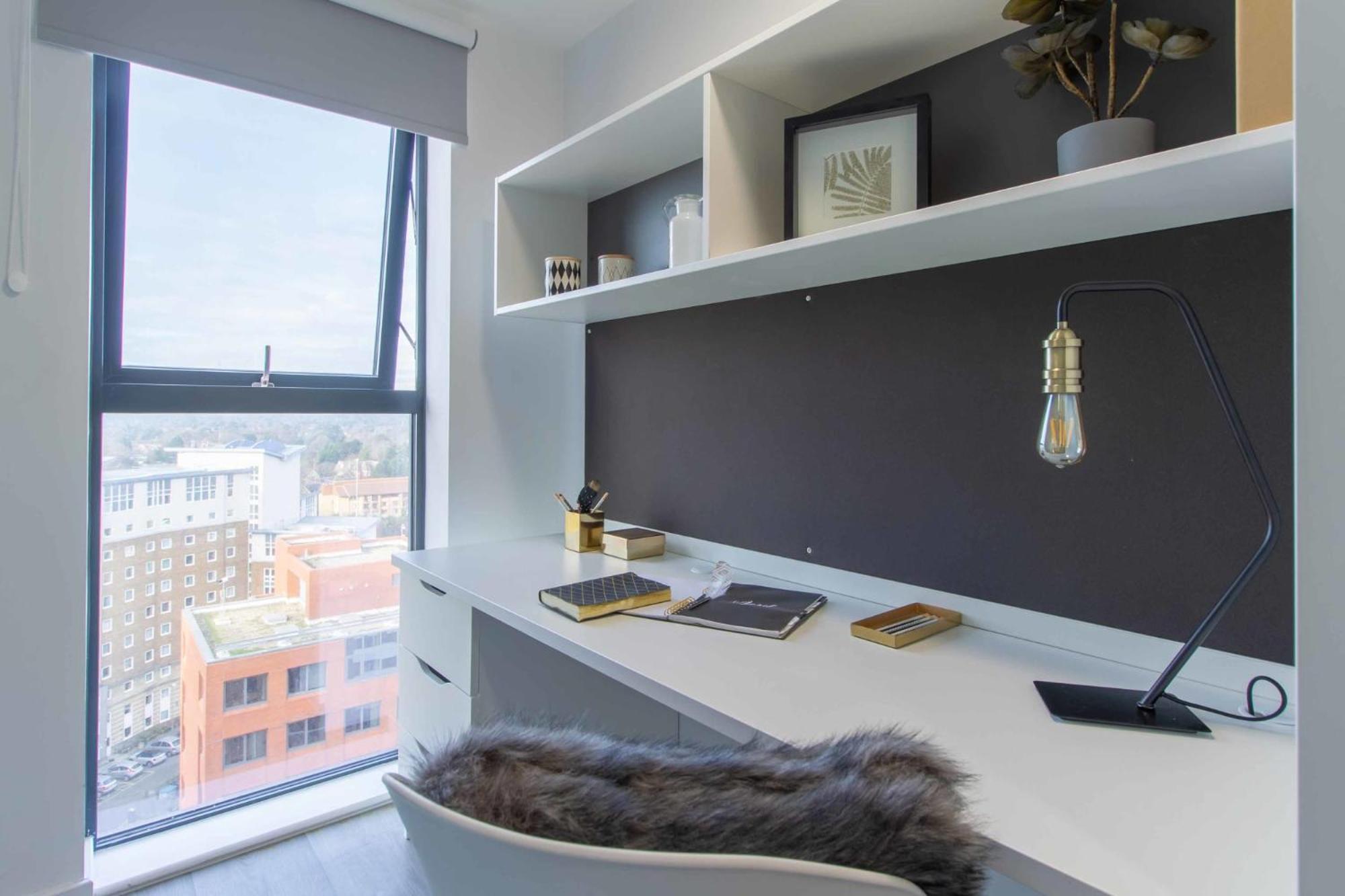 Apartment Stunning Private Ensuites At Oxford Point In Close To The