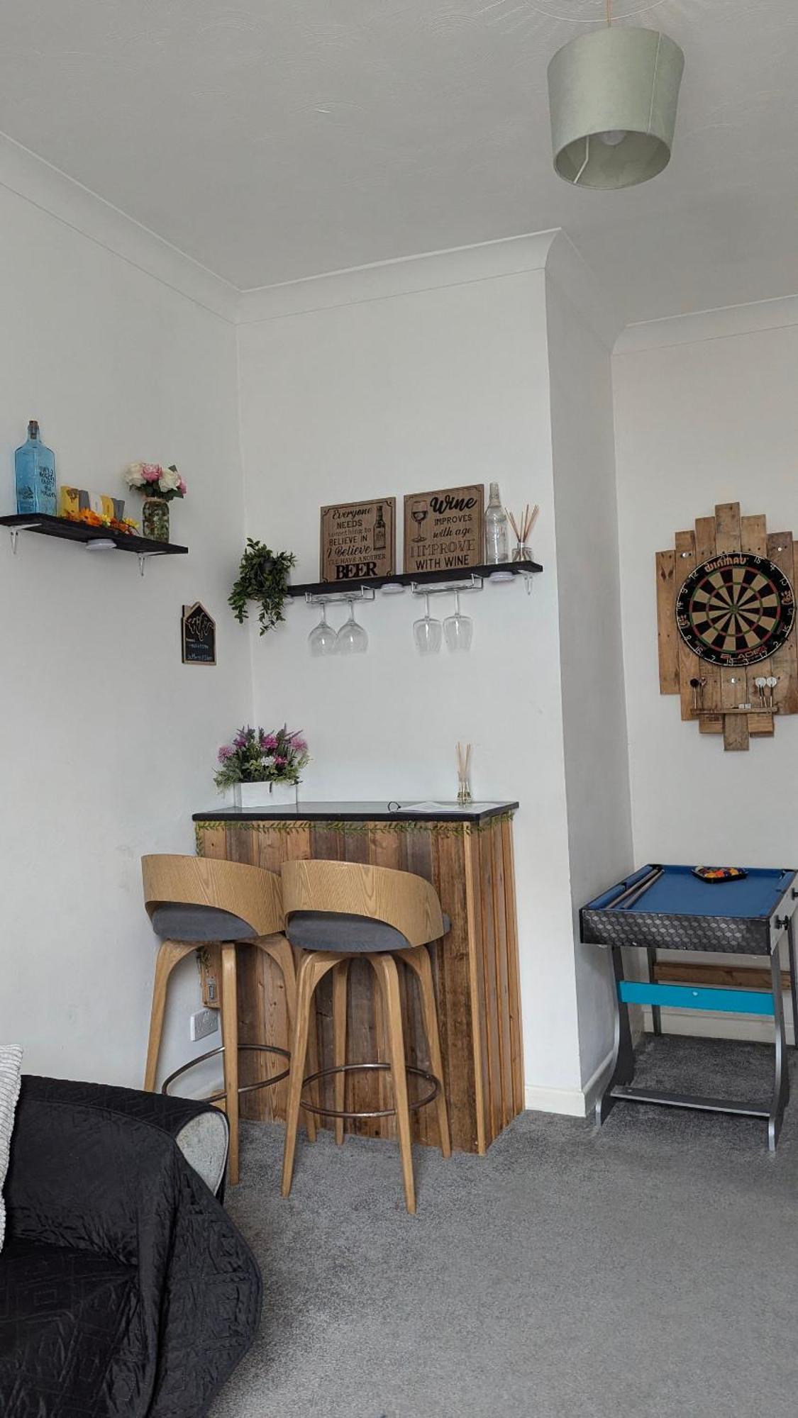 Apartment Homely In The Heart Of Town Centre - Sleeps 6