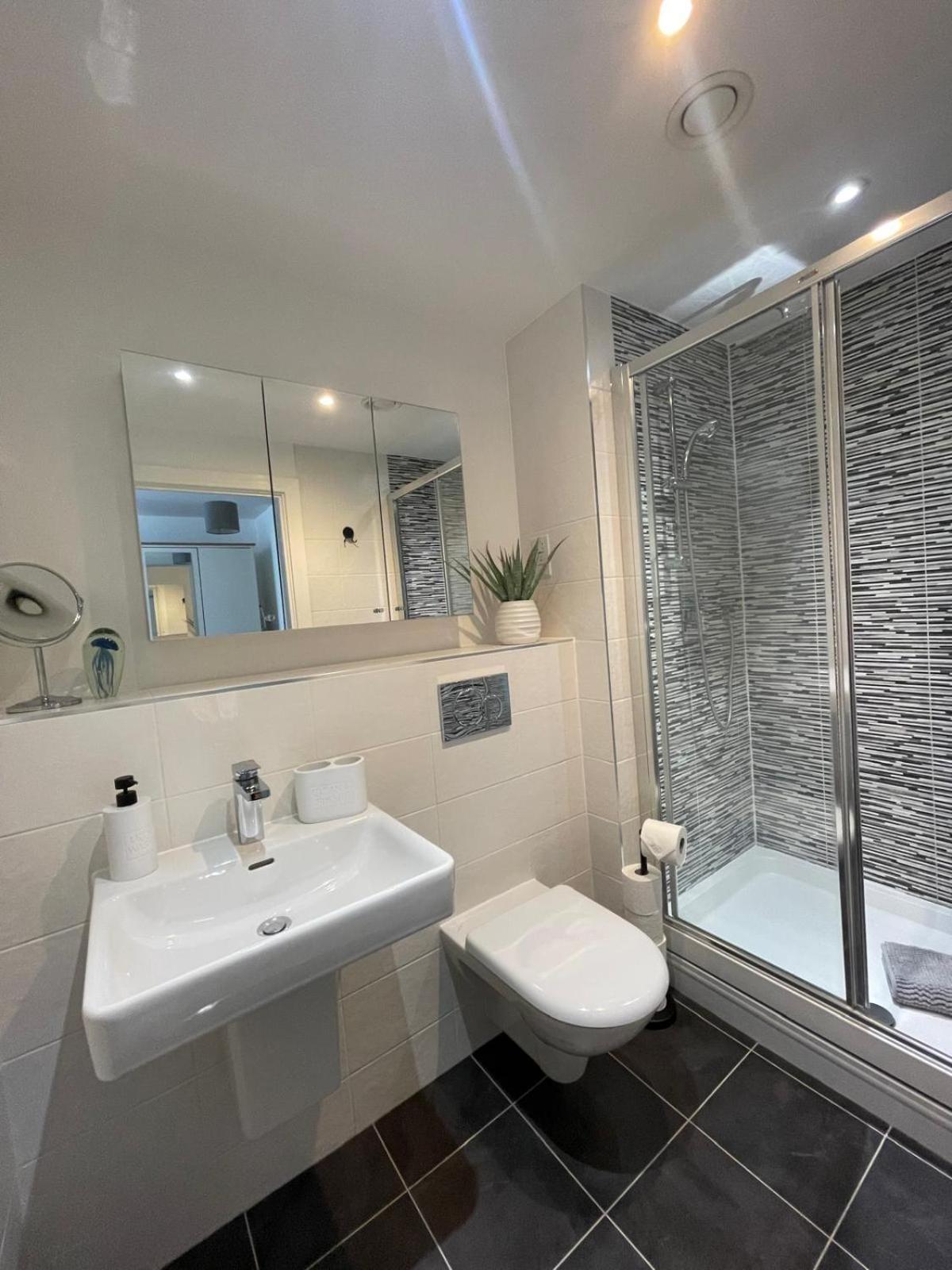 Sea View Luxury Apartment