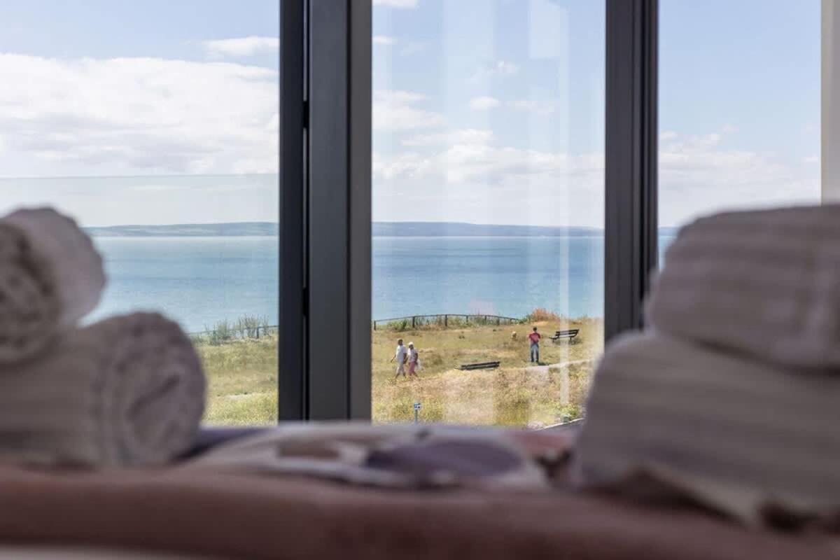Holiday home Beachcliff *