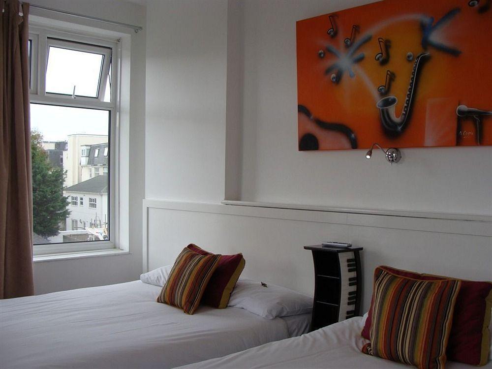 Bonnington Hotel 3*
