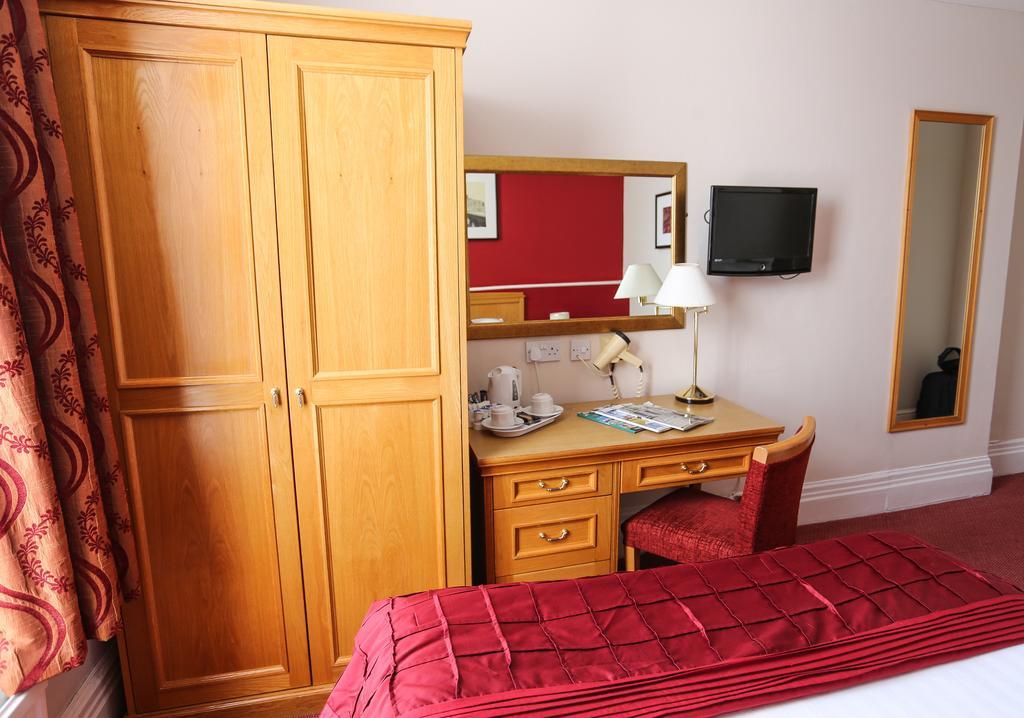 Hotel Royal Exeter 3*