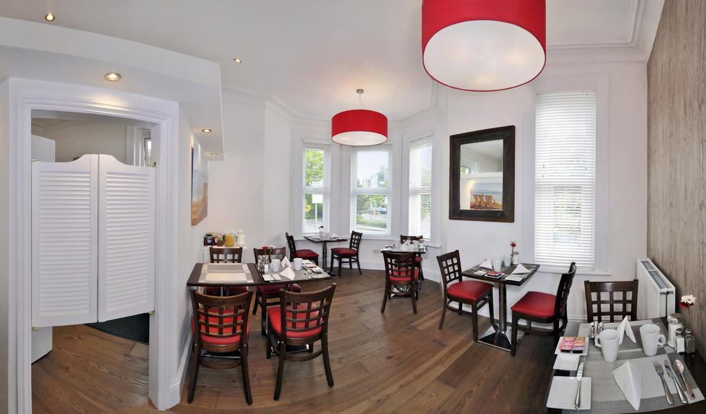 Bed & Breakfast Cavendish Central 4*
