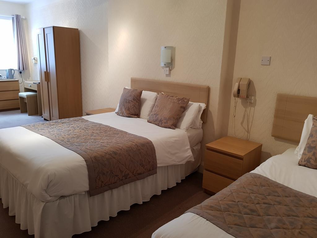 Burley Court 3* Bournemouth