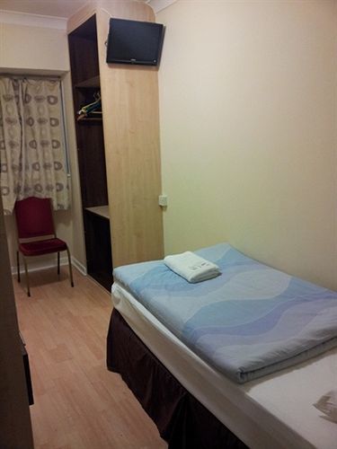 Lynden Court Hostel
