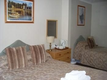 The Claremont 4*