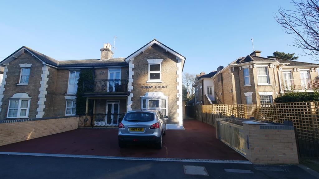 Turay Holiday Apartments Apartment