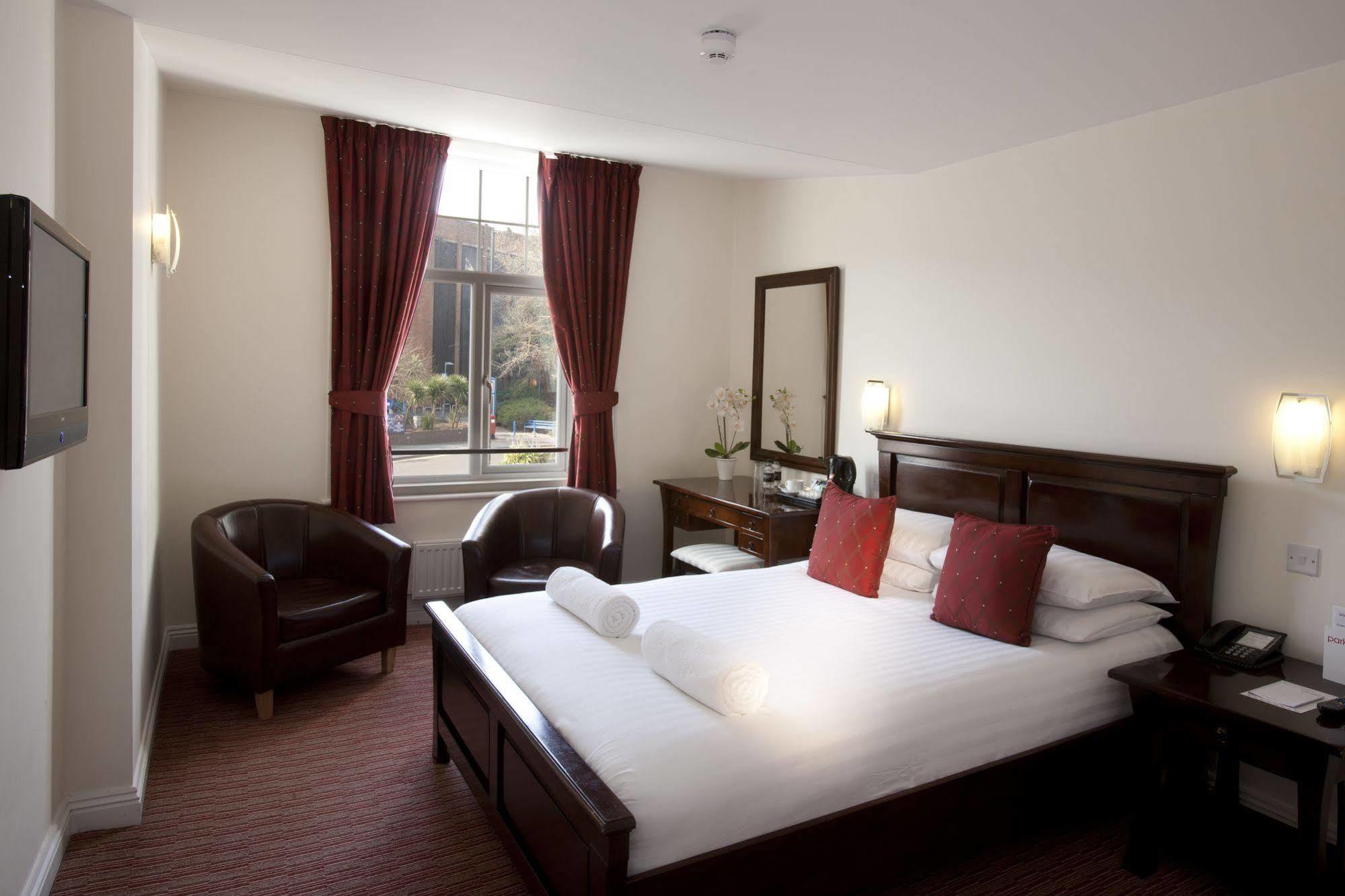 Park 4* Bournemouth