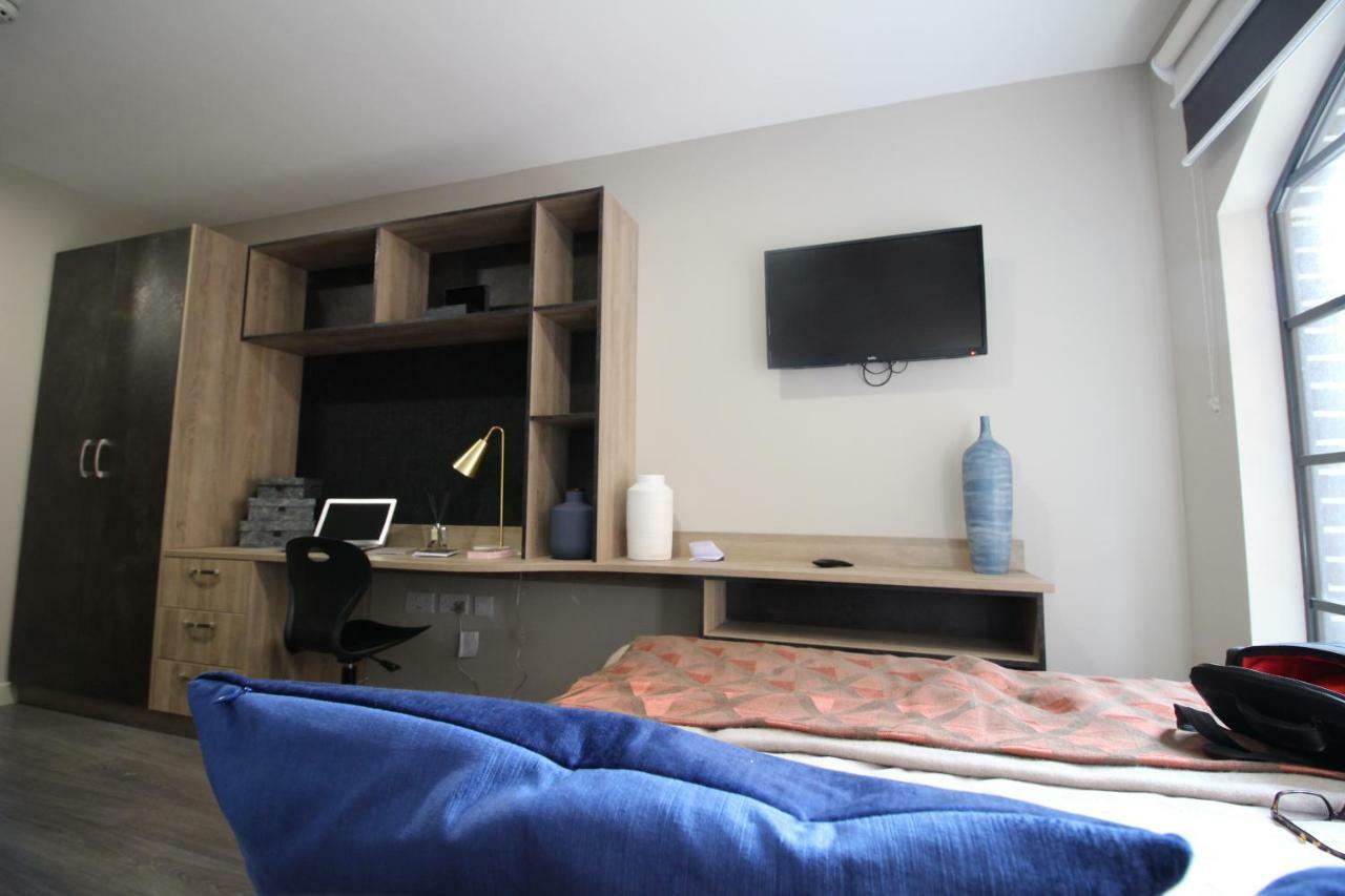 Hashtag Campus Accommodation- Students Only Id Required Apartment