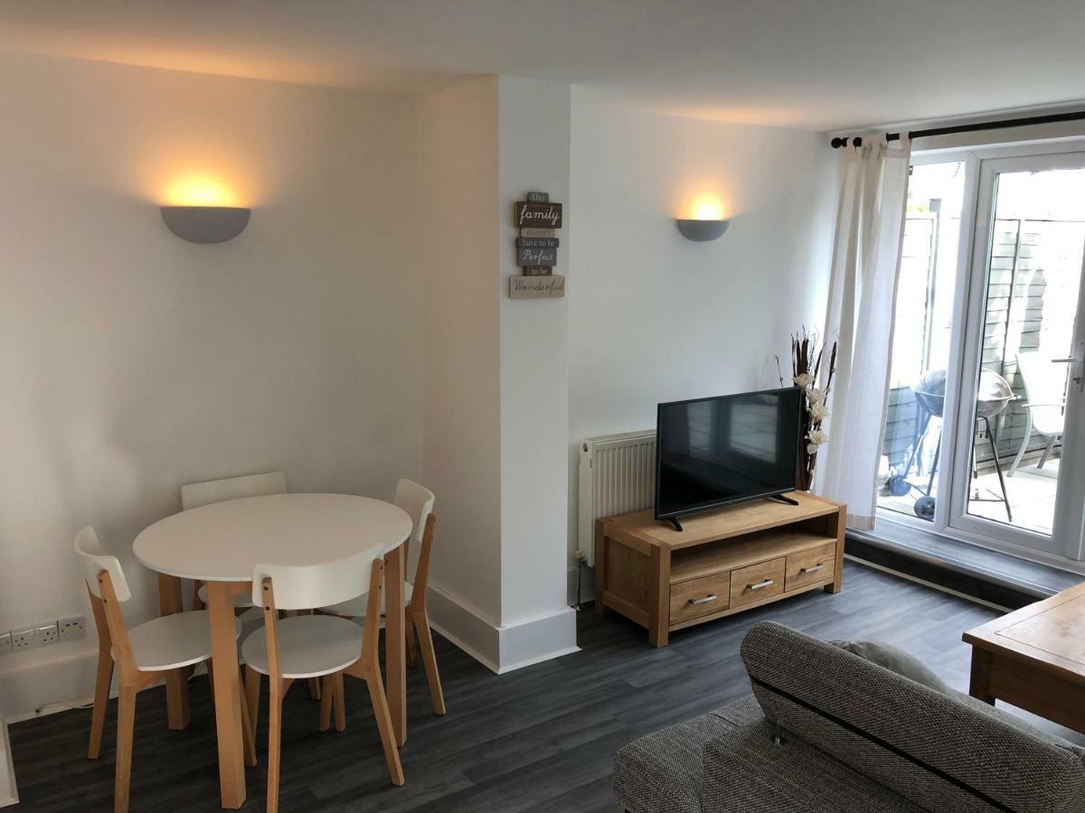 Apartment Hot Tub & Sauna Let Bournemouth