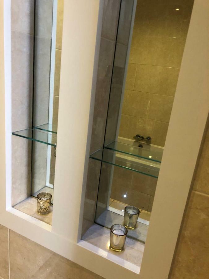 Hot Tub & Sauna Let Apartment