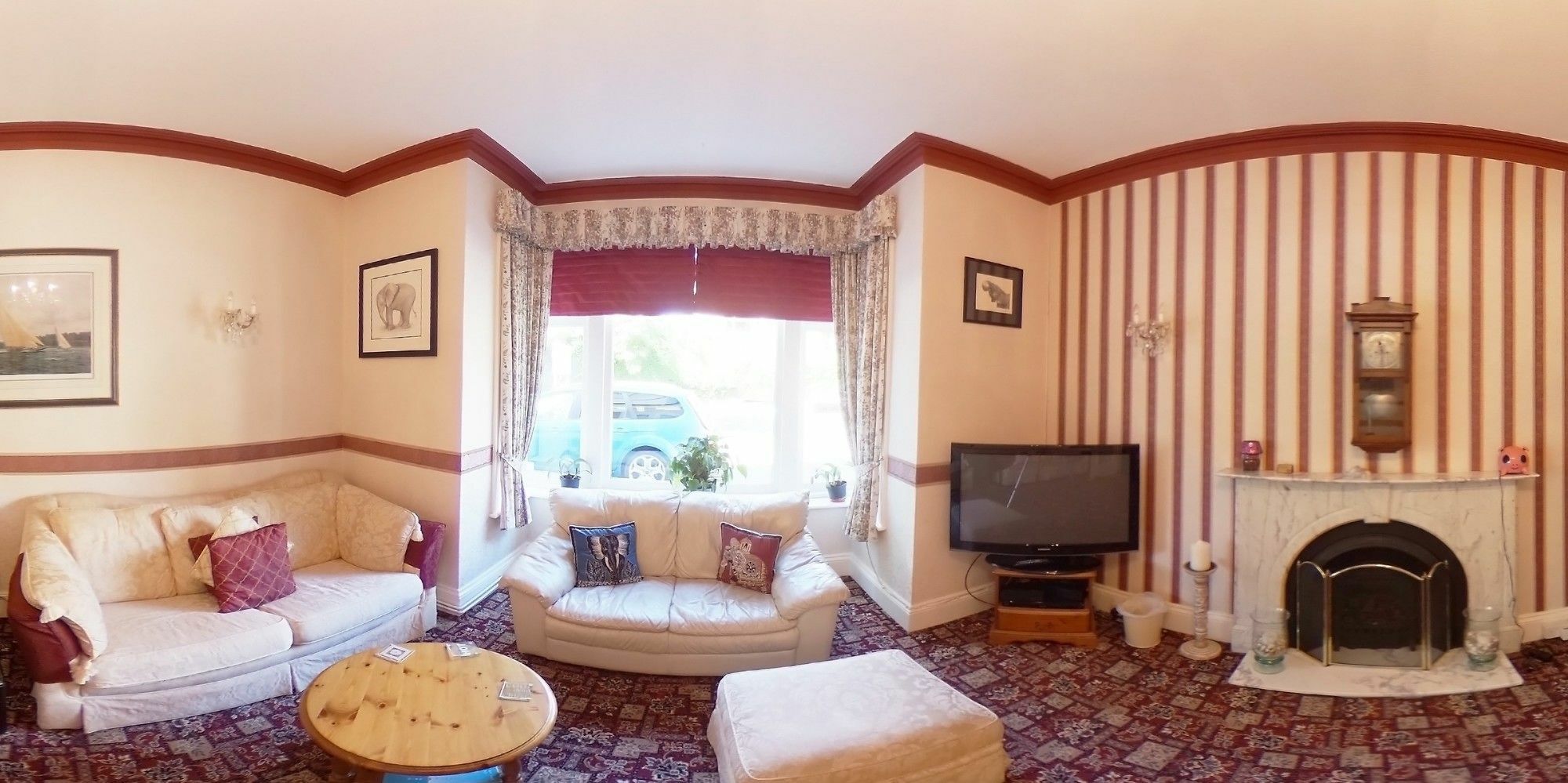 The Rosscourt Guest House-Free On Site Parking (Adults Only)