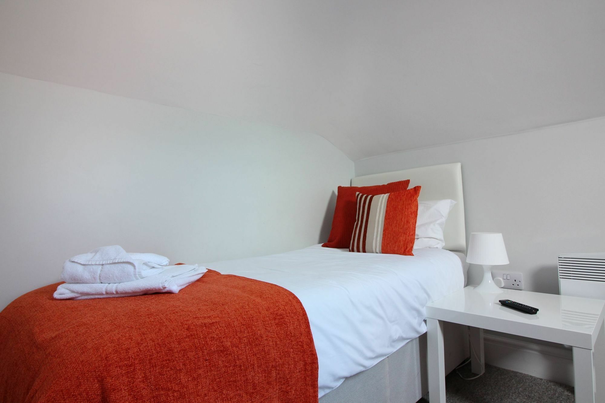 Diamond - Southbourne Grove 5 * Bournemouth