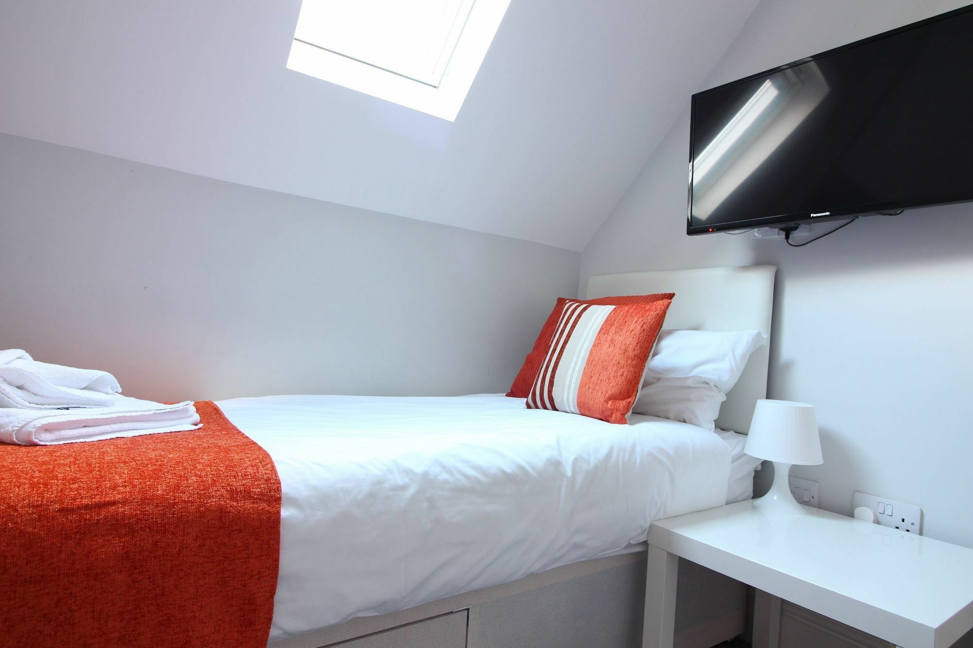 Diamond - Southbourne Grove 5 Apartment *