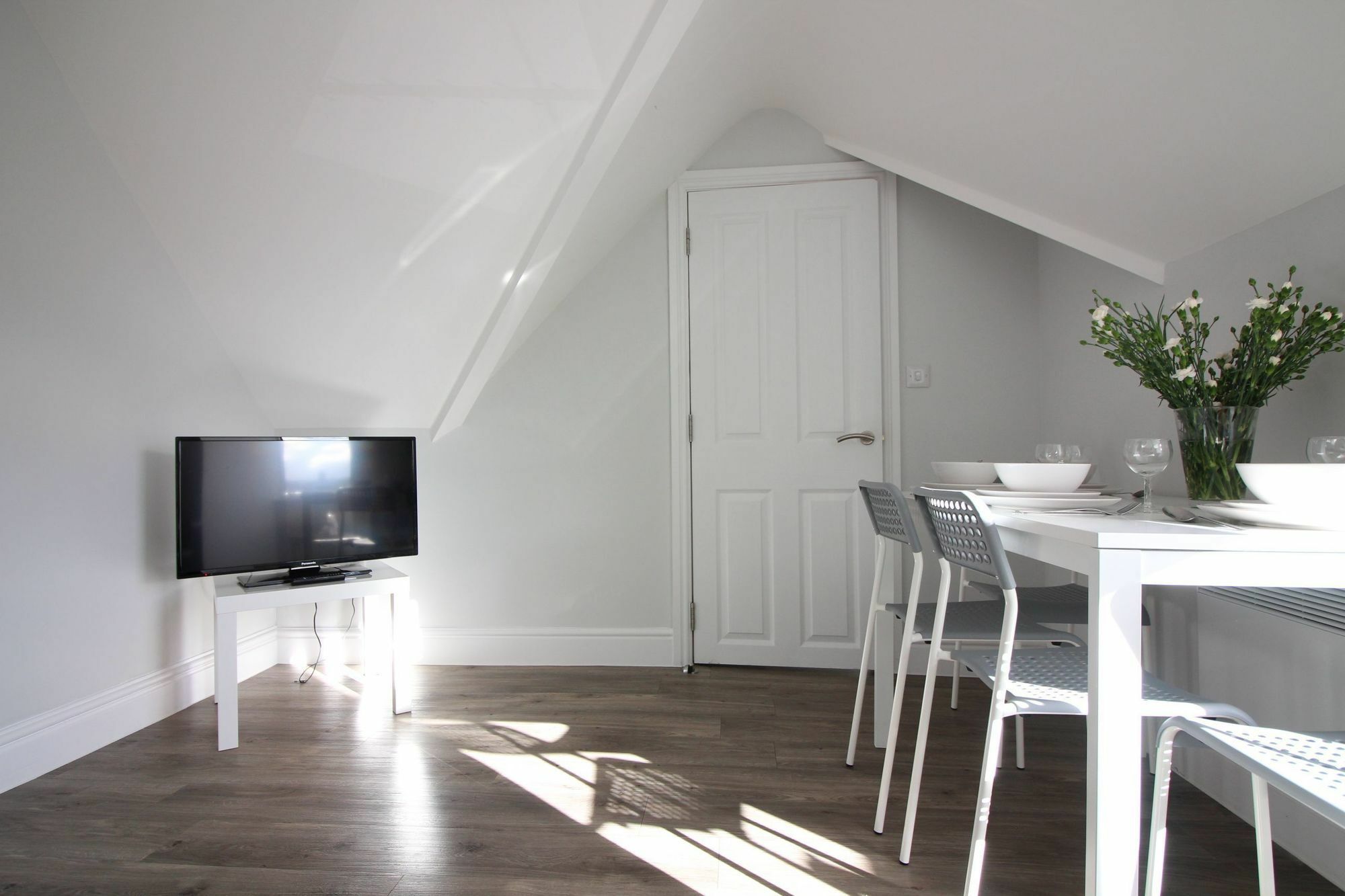 Diamond - Southbourne Grove 5 Apartment *