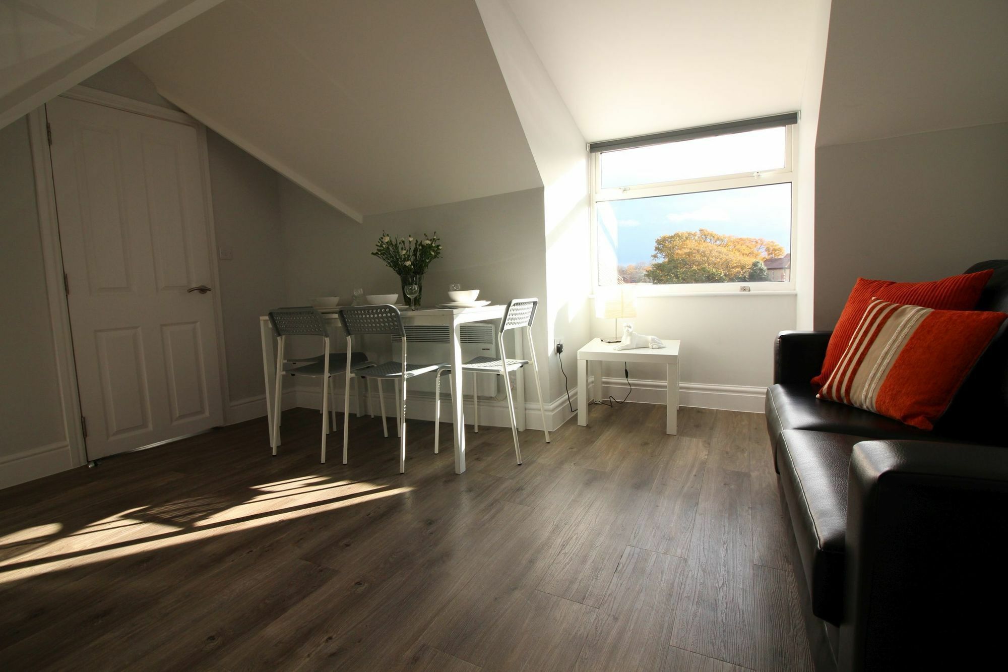 Apartment Diamond - Southbourne Grove 5