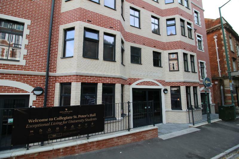 Hashtag Campus Accommodation- Students Only Id Required Apartment
