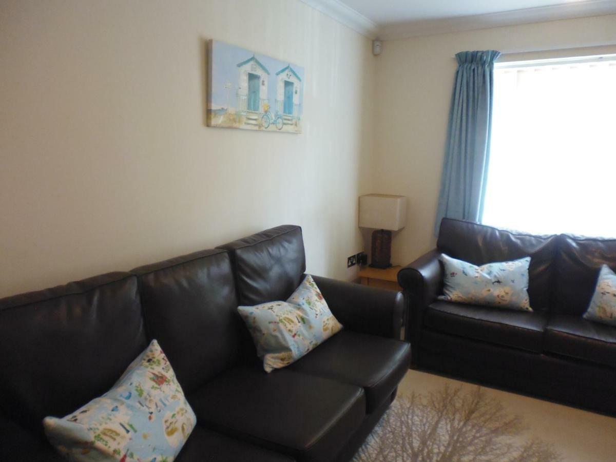 Walking Distance To , Close To Town Center Apartment Bournemouth