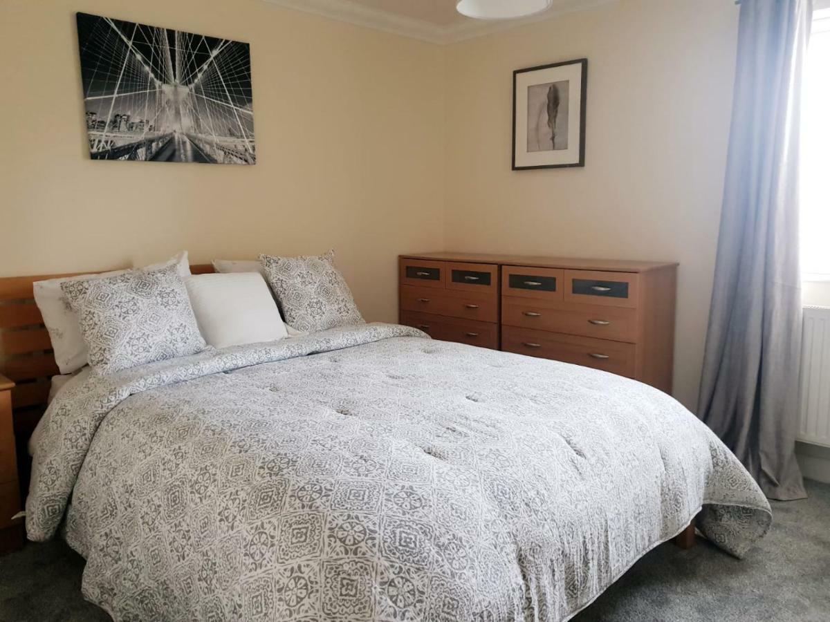 Flat 2 94a Gladstone Road East