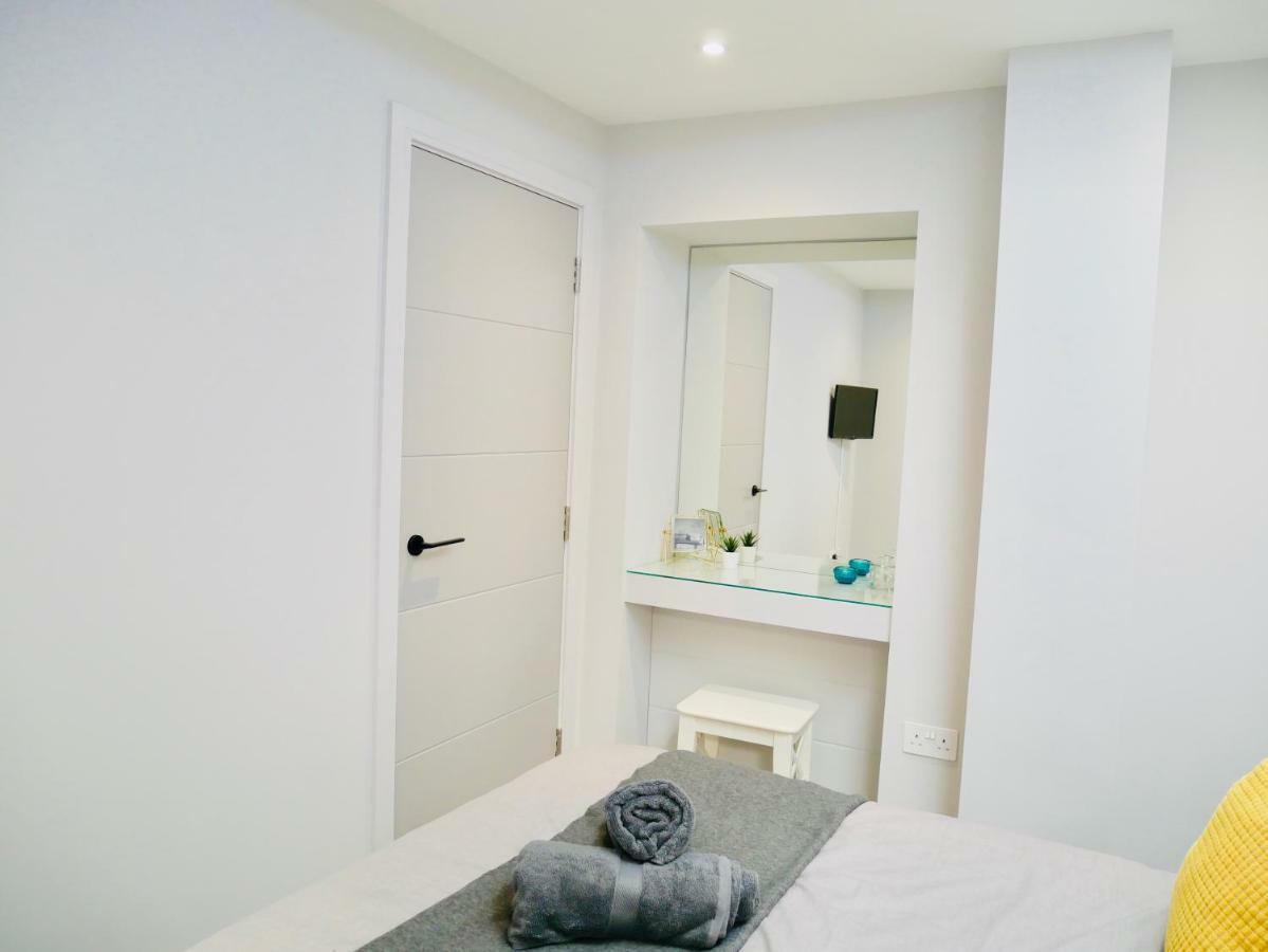 Stunning Sea View Near The Beach, & Poole Apartment *