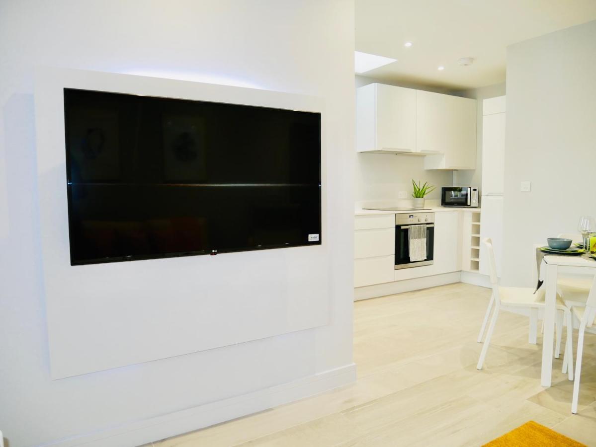 Beautiful Brand New Near The