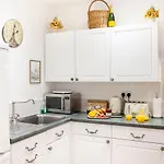 Treeside Suite By Grandeur Property