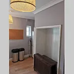 5 Min Walk To Clifftop, 5 En-Suites, Free Parking