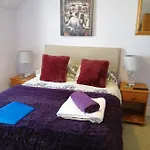 Lea Hurst B & B