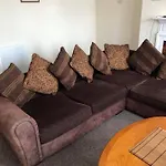 Great Location - Spacious 2 Bed Apartment With Off Road Parking.