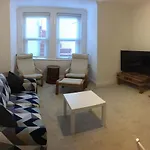 Quirky 1 Bedroom Apartment In Boscombe